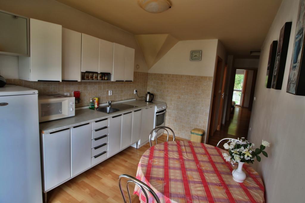Apartment Imka Лучки Экстерьер фото